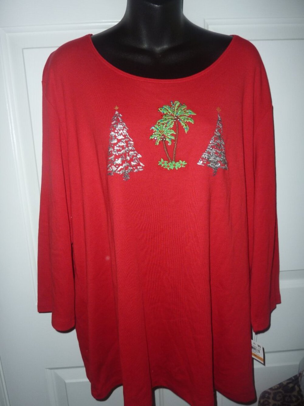 NWT Karen Scott 3/4 Length Sleeve Red Tunic Holiday Sequin Embroidery Accents 3X